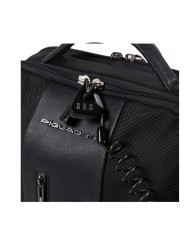 PIQUADRO ZAINO UOMO BACKPACK BRIEF TESSUTO RICICLATO E PELLE PORTA PC 15,6" E IPAD NERO CA4818BR2 CO