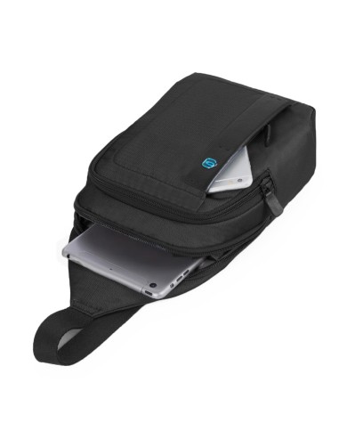 PIQUADRO MONOSPALLA UOMO ONE SHOULDER PULSE P16 IN PELLE E NYLON PORTA IPAD NERO CA4177P16 CO